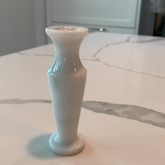 Marble bud vase - Picture 2 of 7